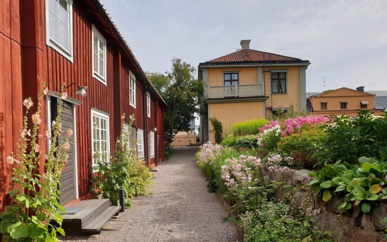 Dag-Hammarskjold-Foundation-Geijersgarden-copy-scaled-e1700040327262-1277x800