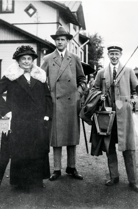 Dag with Agnes and Sten student
