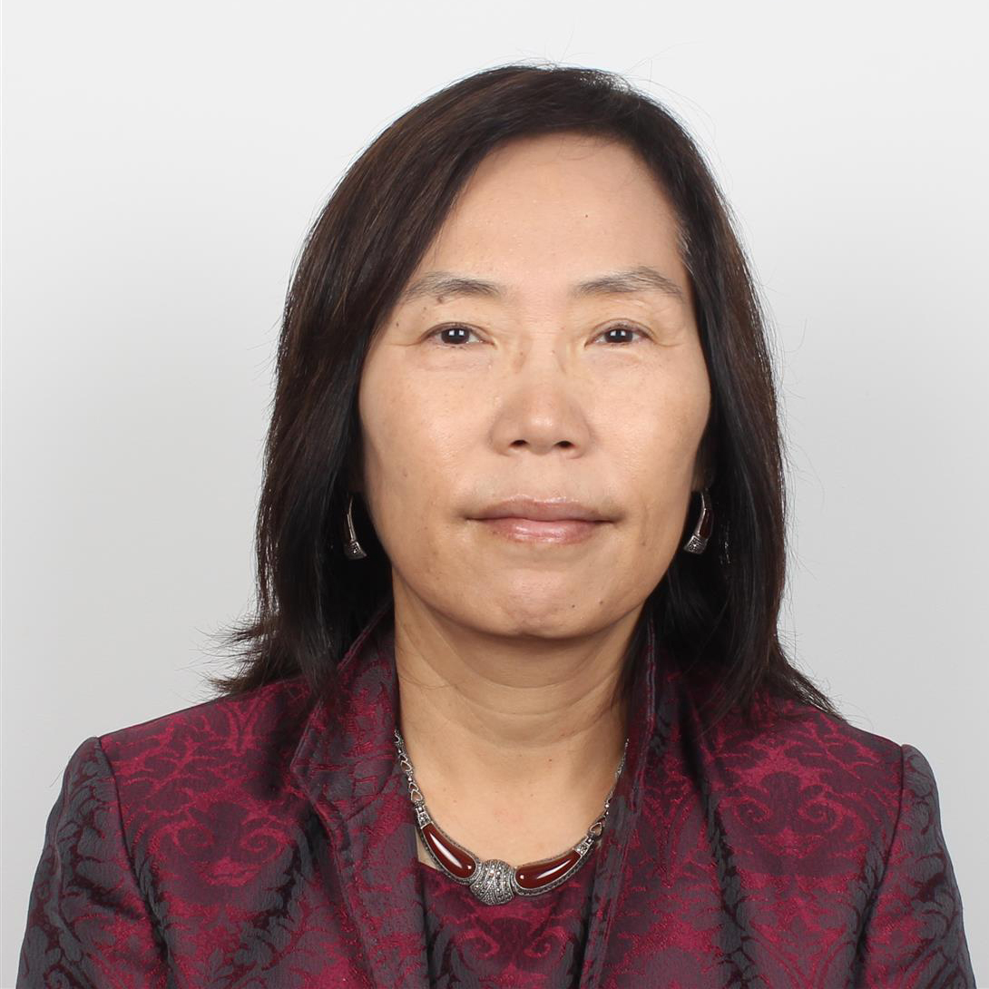 Elia Yi Armstrong : Senior Advisor